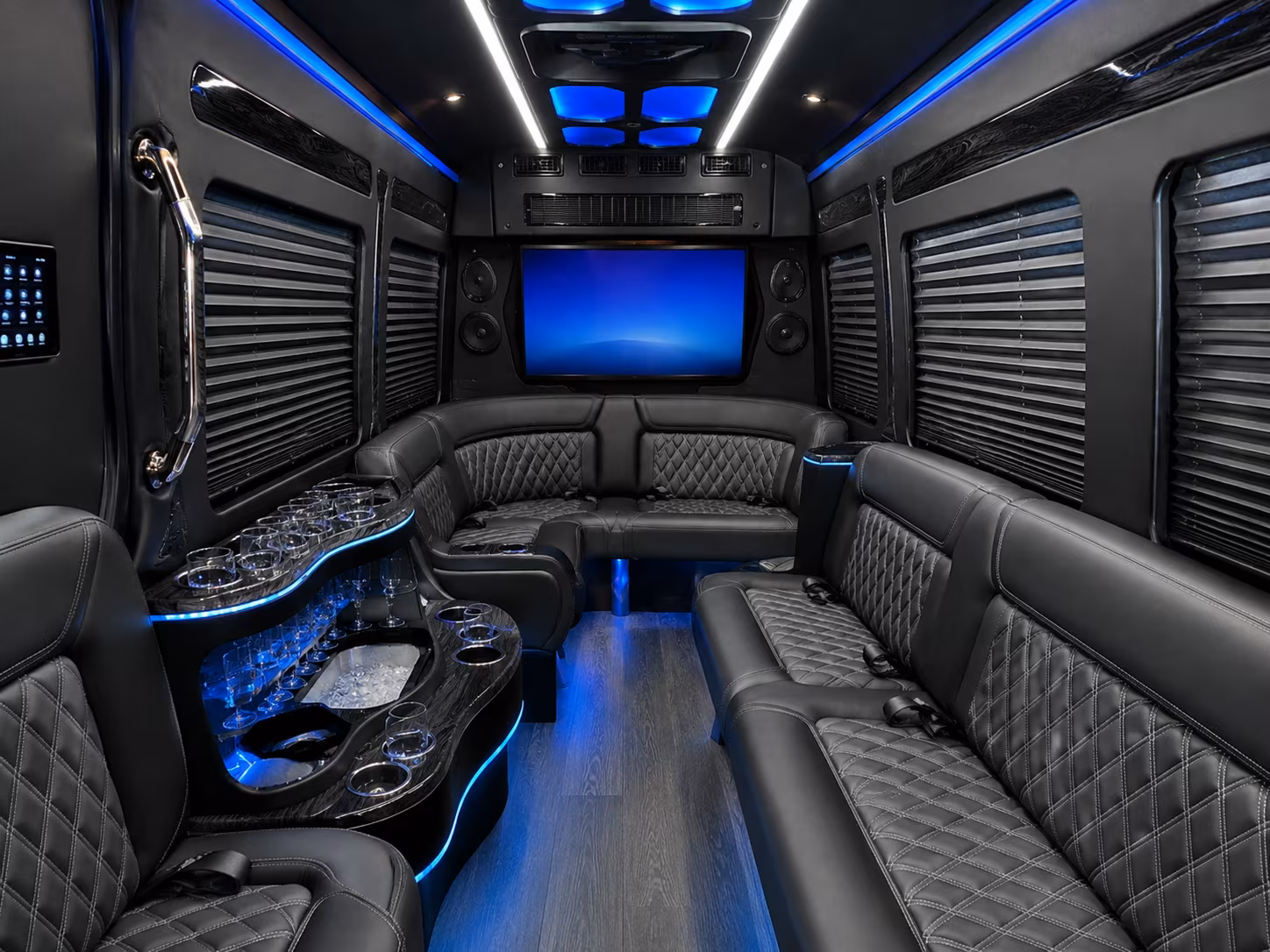 bus rentals for corporate offsites and team building events
