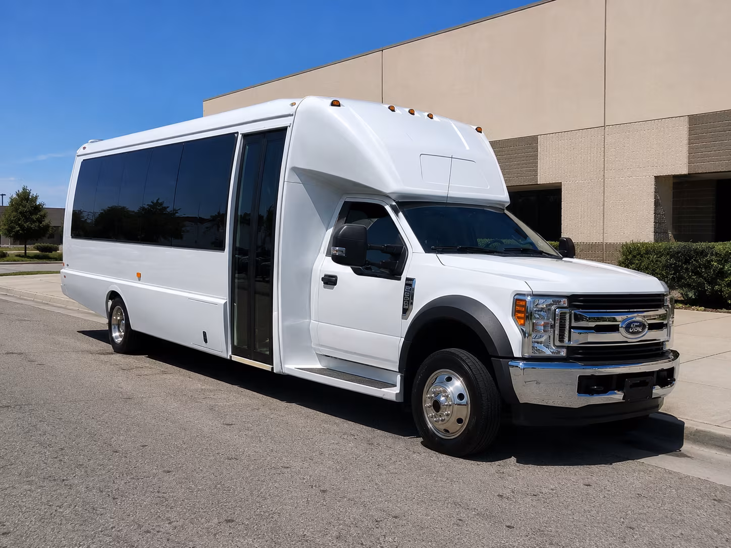 charter buses for norwalk corporate and employee shuttles