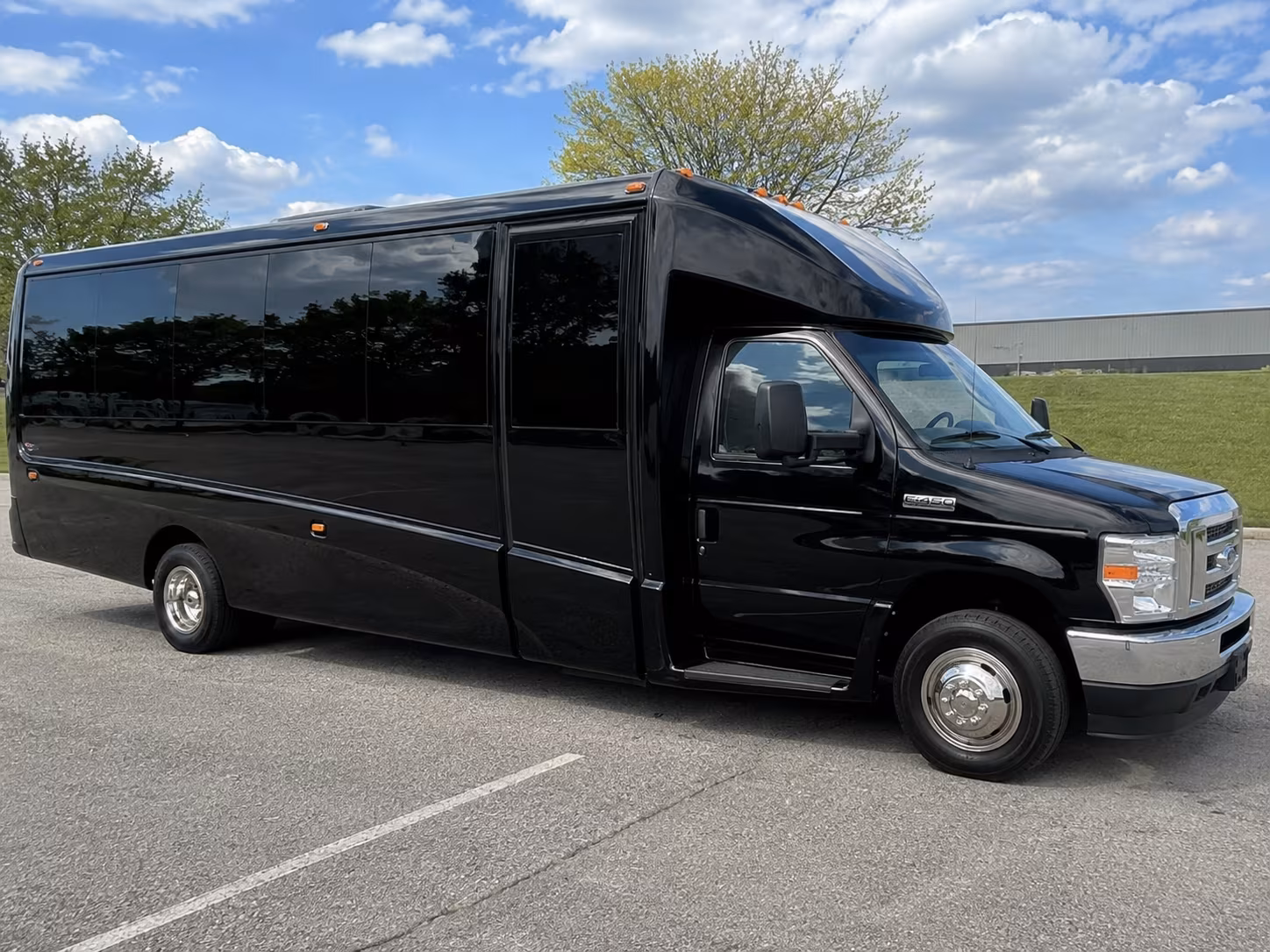 norwalk airport transportation onboard seating