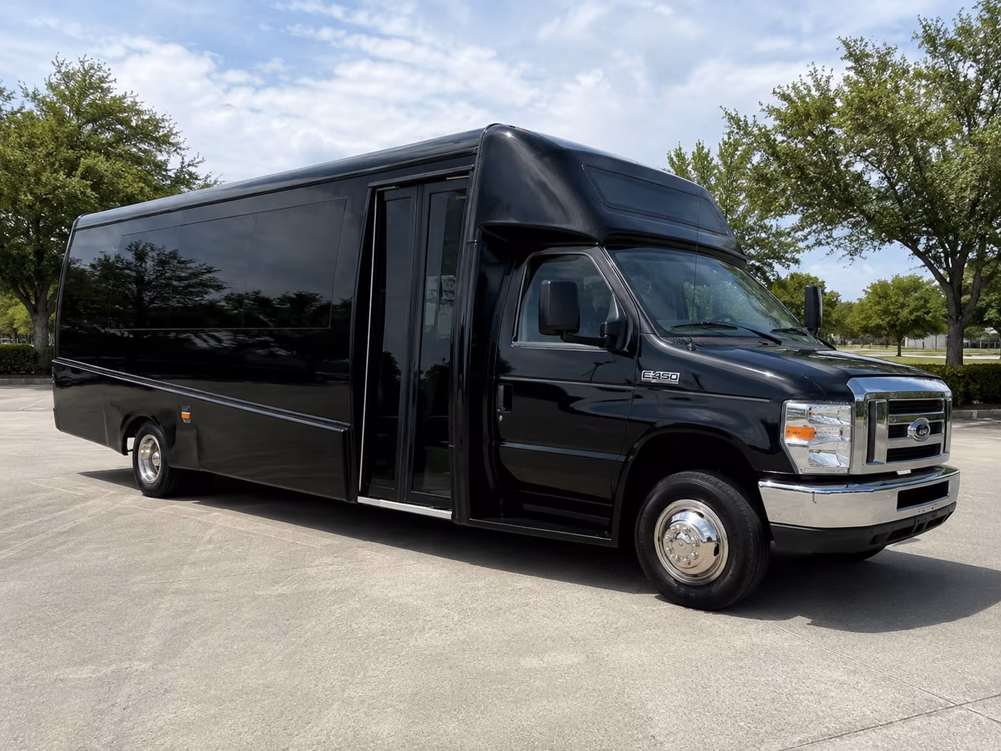 norwalk long distance transportation onboard seating